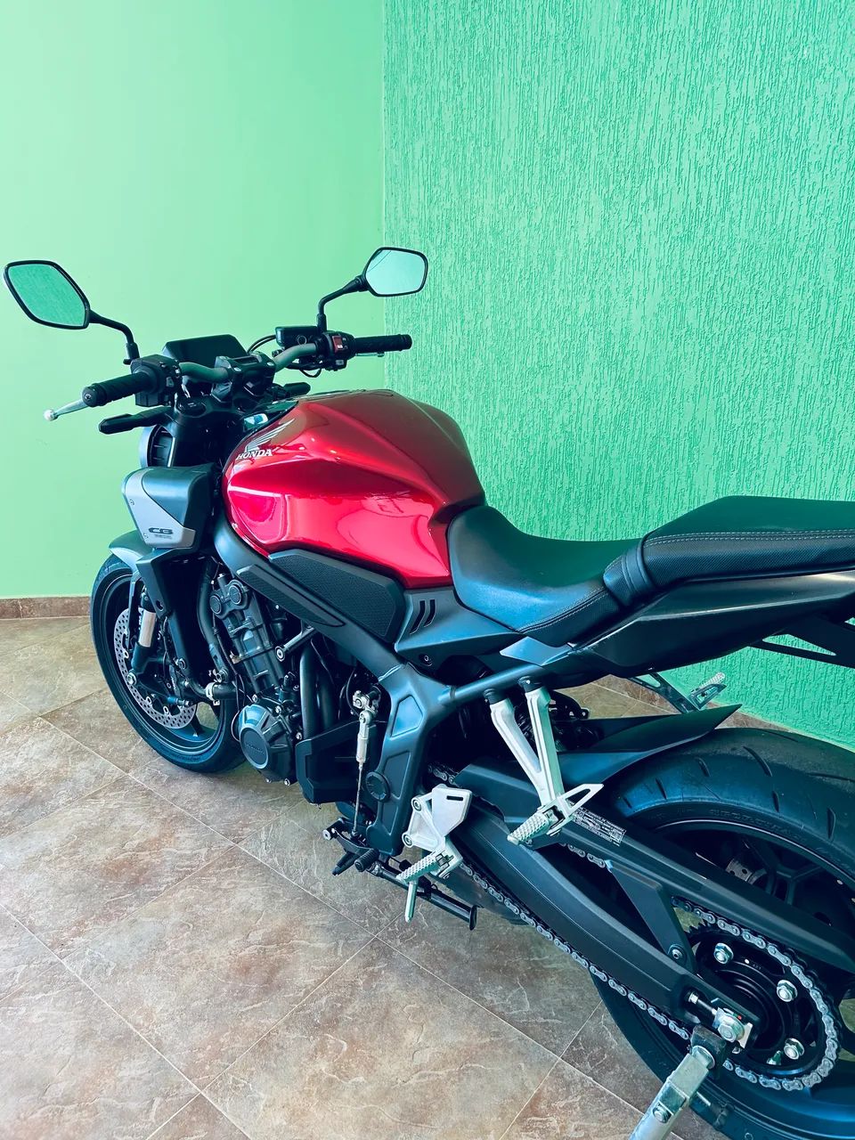 CB650R E-CLUTCH muito nova - Foto 2