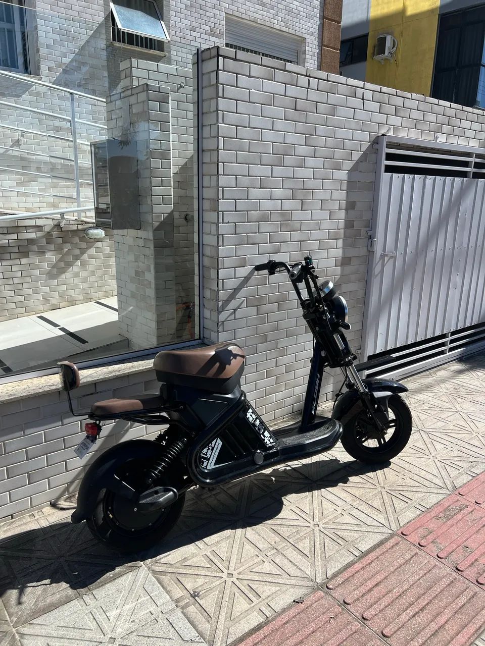  SCOOTER ELÉTRICA KLOSH PHANTOM 1000W - ESTADO DE NOVA!  - Foto 2