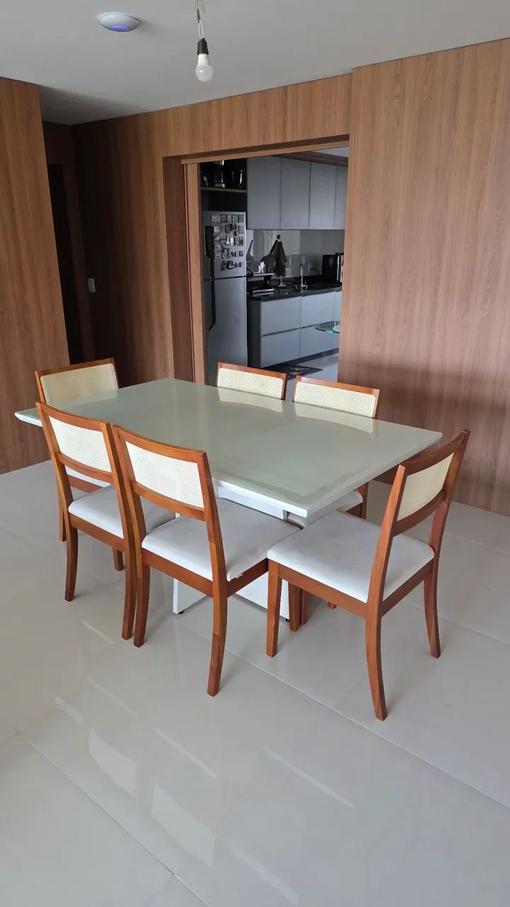 Conjunto Mesa Jantar com Cadeiras