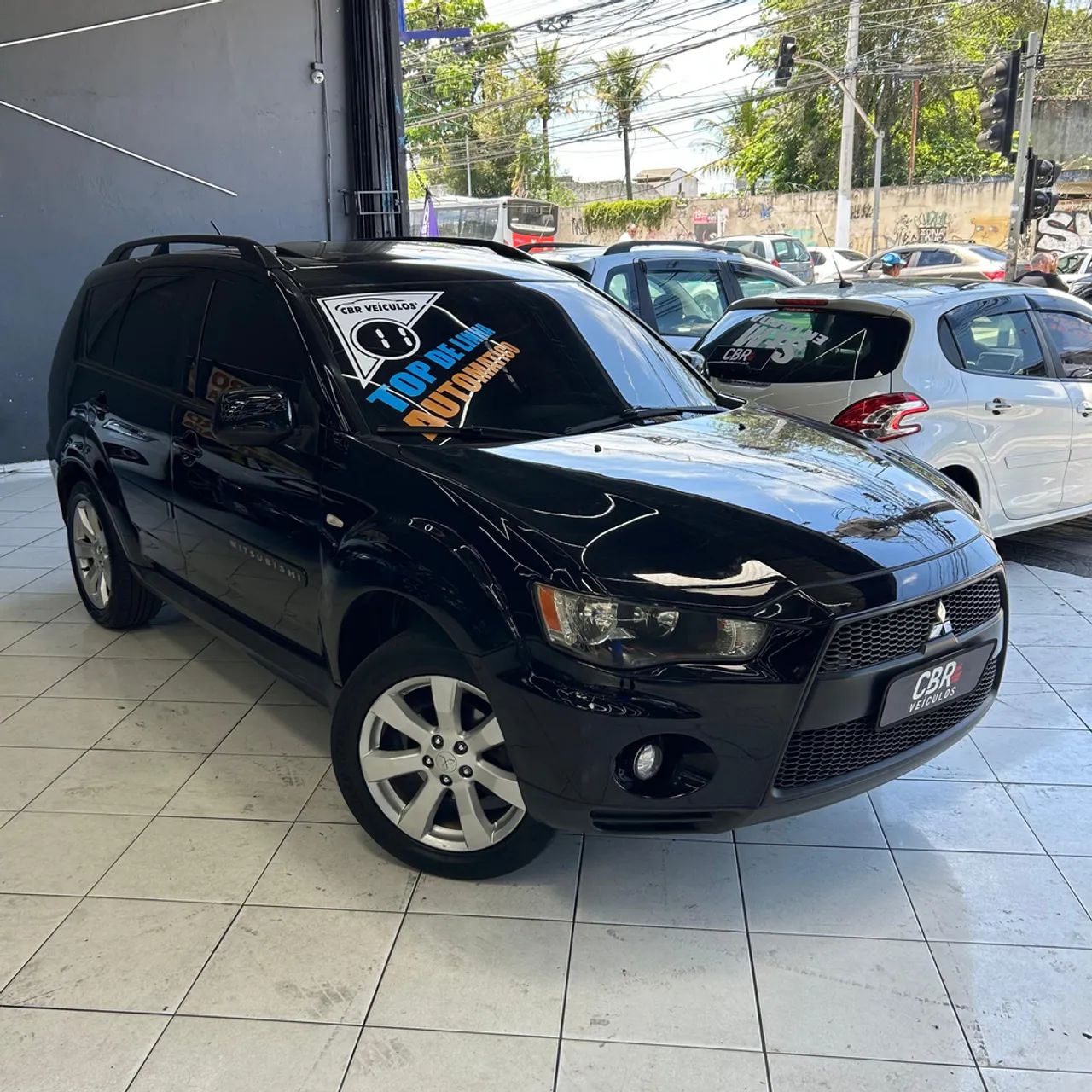 Mitsubishi Outlander 2011