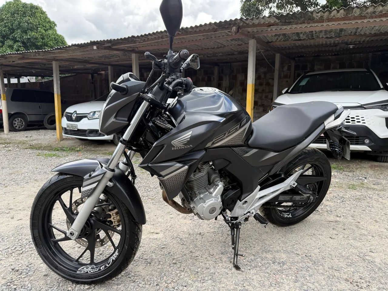CB twister conservada