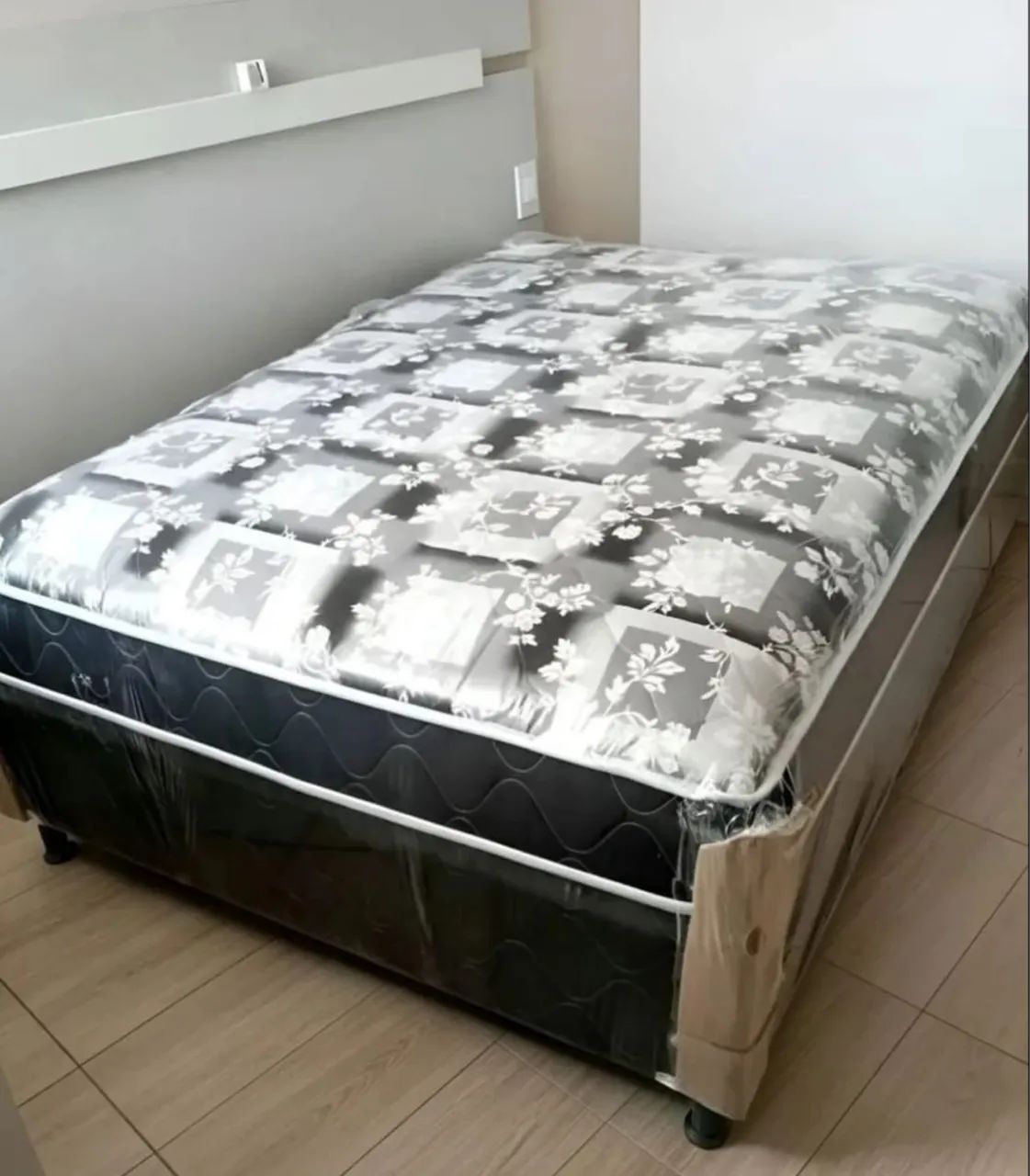 Cama casal , entregamos grátis 