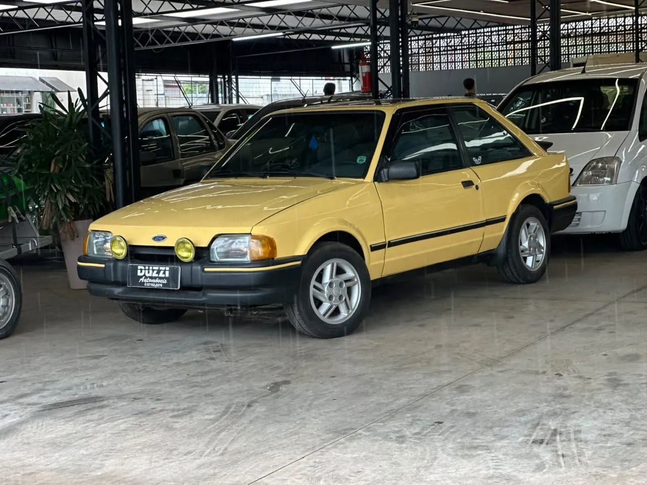 Ford Escort XR3 1.8 / 1.6 Beneton/form./laser 1988
