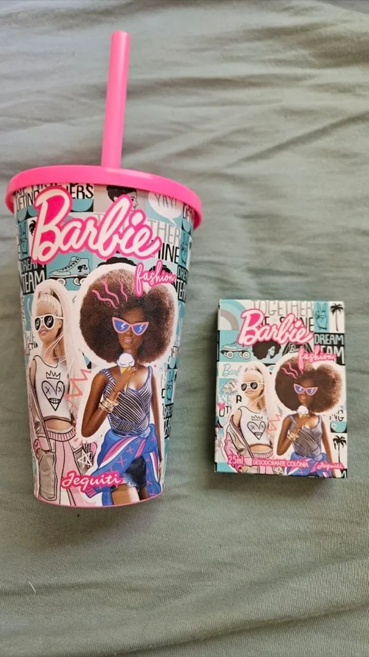 Kit Barbie (Perfume e Copo)