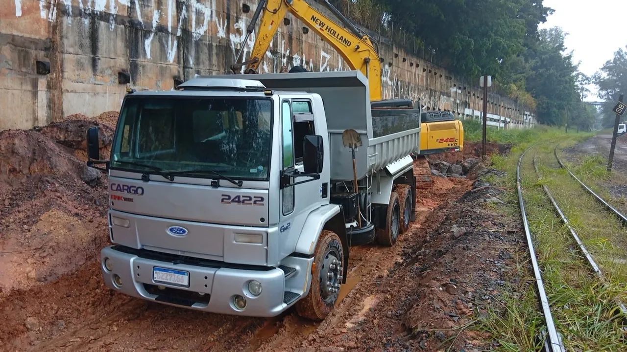 Ford cargo 2422 - Foto 2