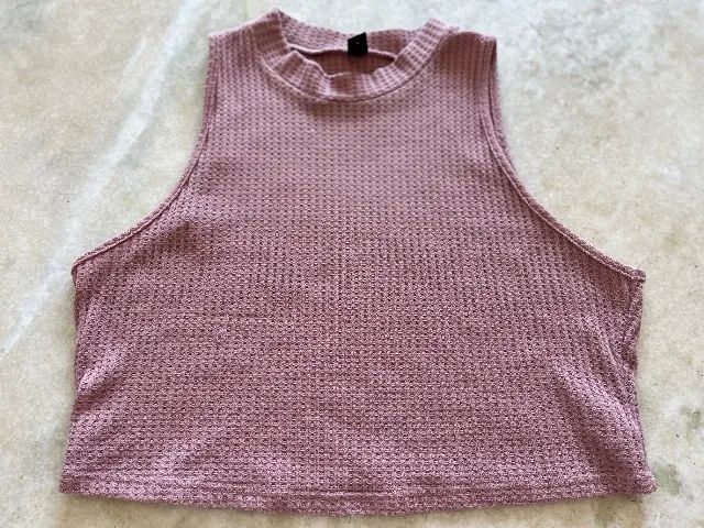 Kit com 3 blusas femininas G/GG em ótimo estado - Foto 3