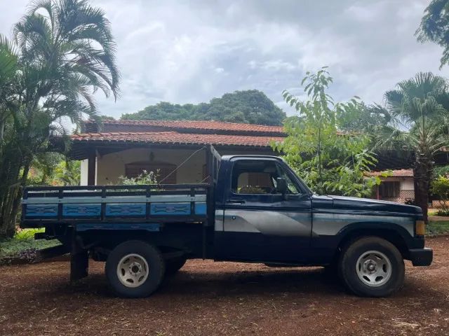 Chevrolet D-20 S / Luxe 3.9/4.0 Diesel 1989