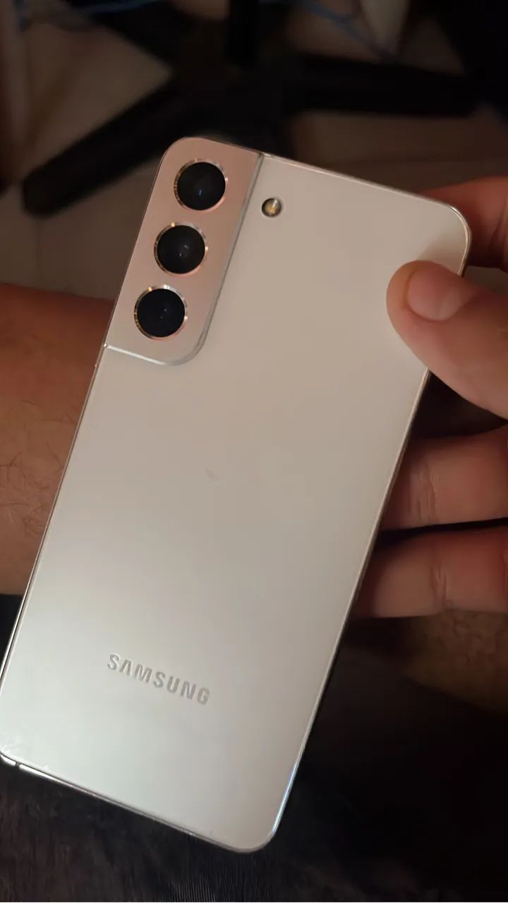 Samsung S22  - Foto 2