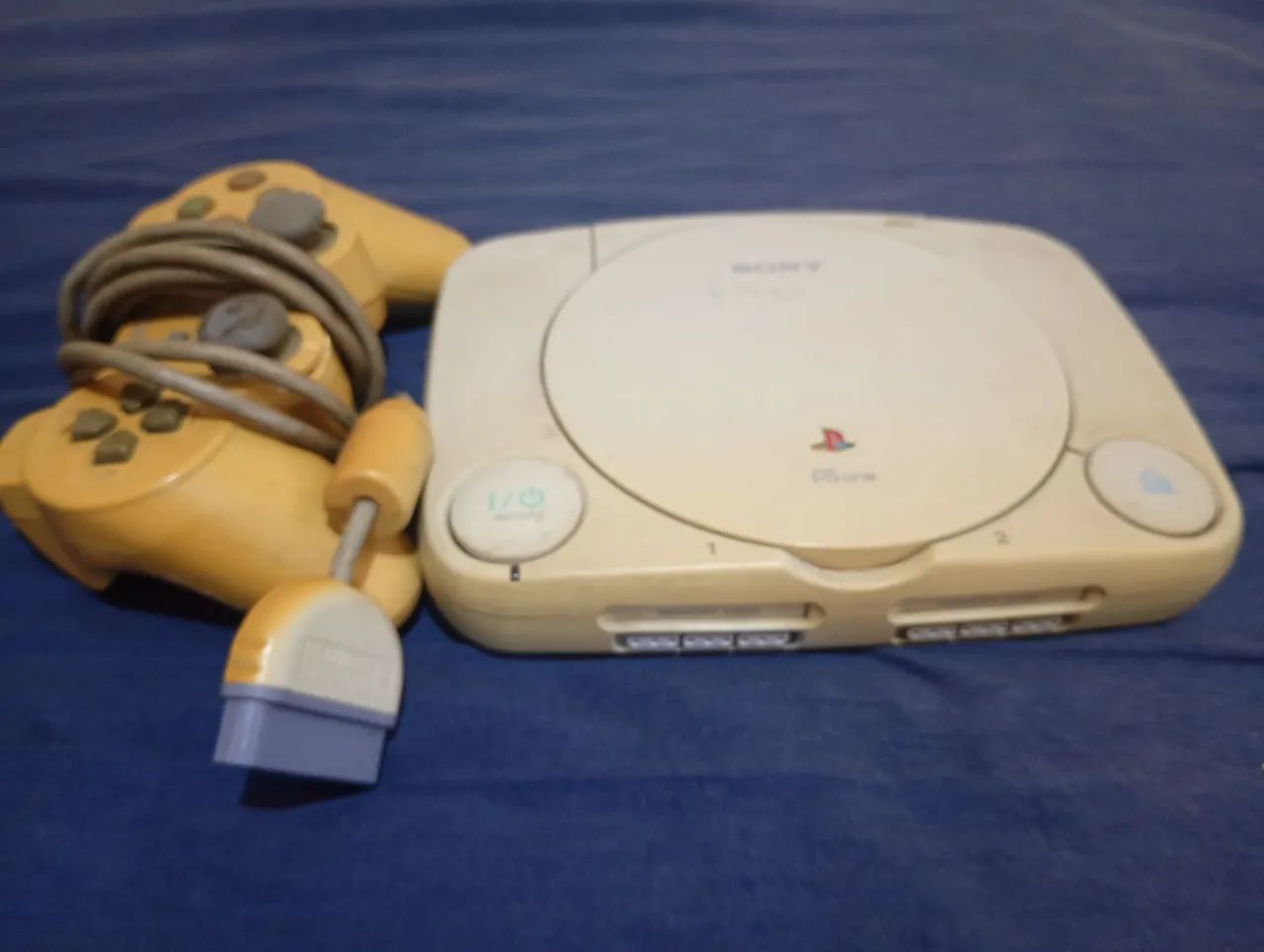 PS1 slim completo 1 controle original, cabos e 8 jogos, funcionando perfeitamente? - Foto 5