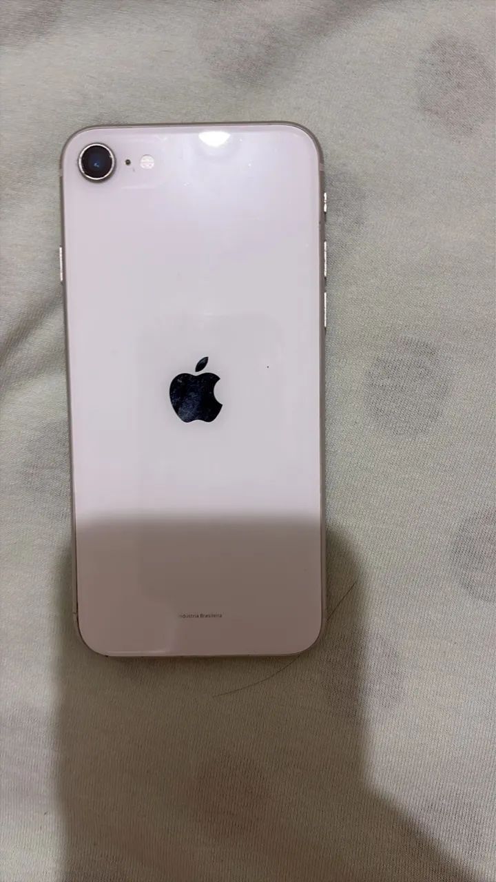 VENDO IPHONE SE 64gb Segunda Geração - Foto 2