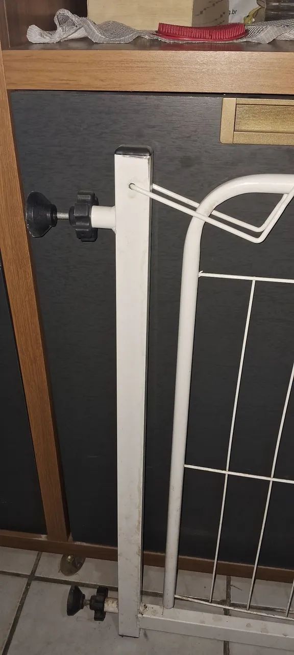 Vendo porteira com extensor de porta. Ideal para pets e crianças.  - Foto 2