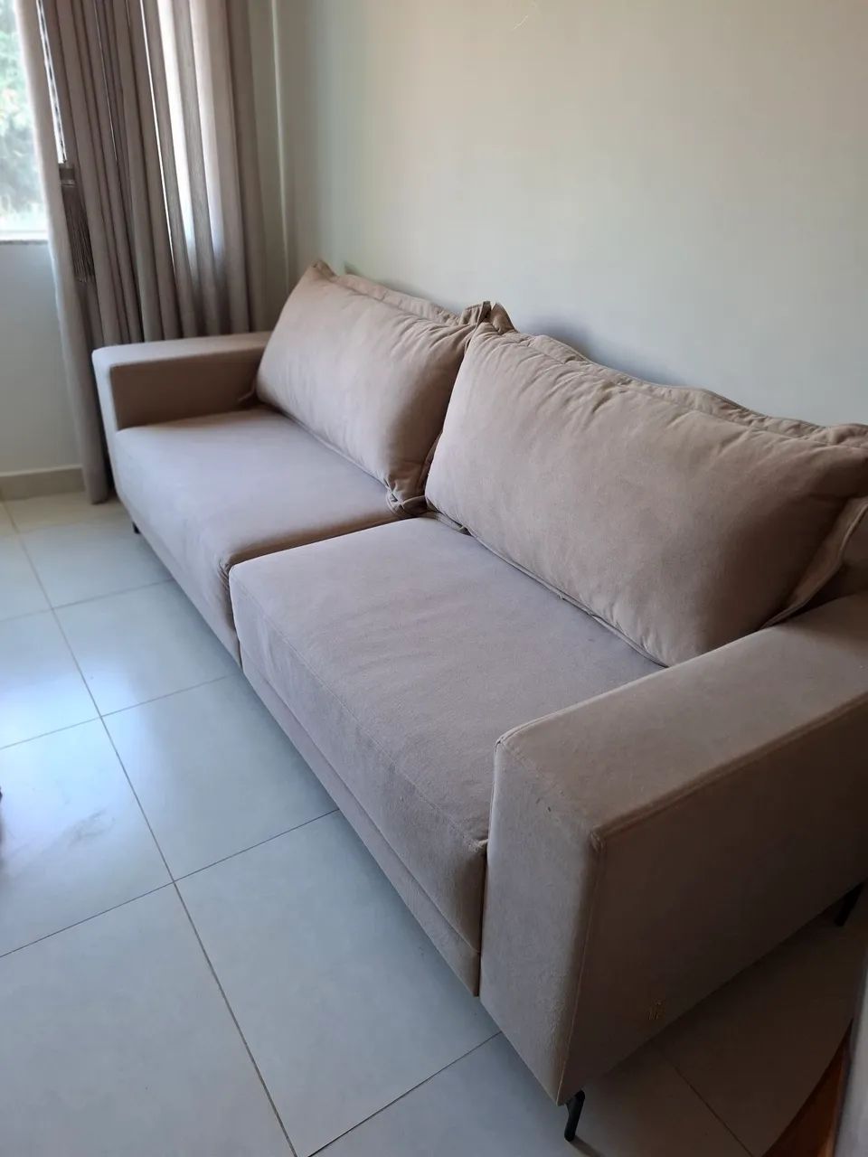 SOFÁ DOIS LUGARES SEMINOVO BEGE - Foto 5