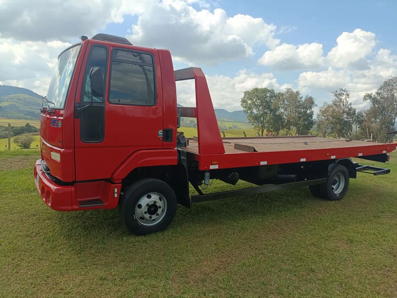 Caminhão Ford Cargo 815e - Foto 3