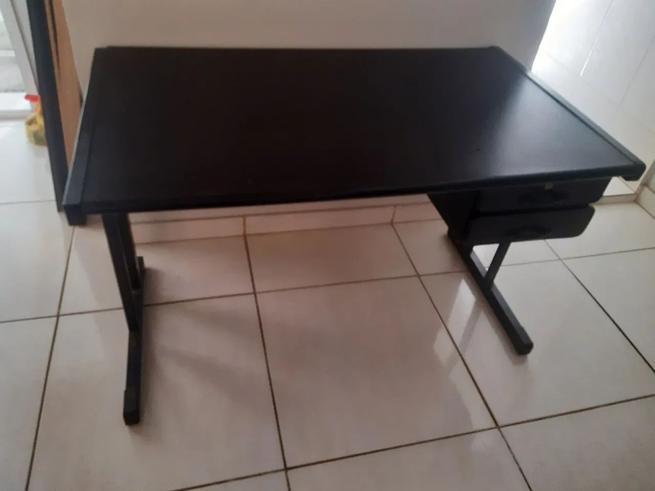 Mesa grande escritório preta