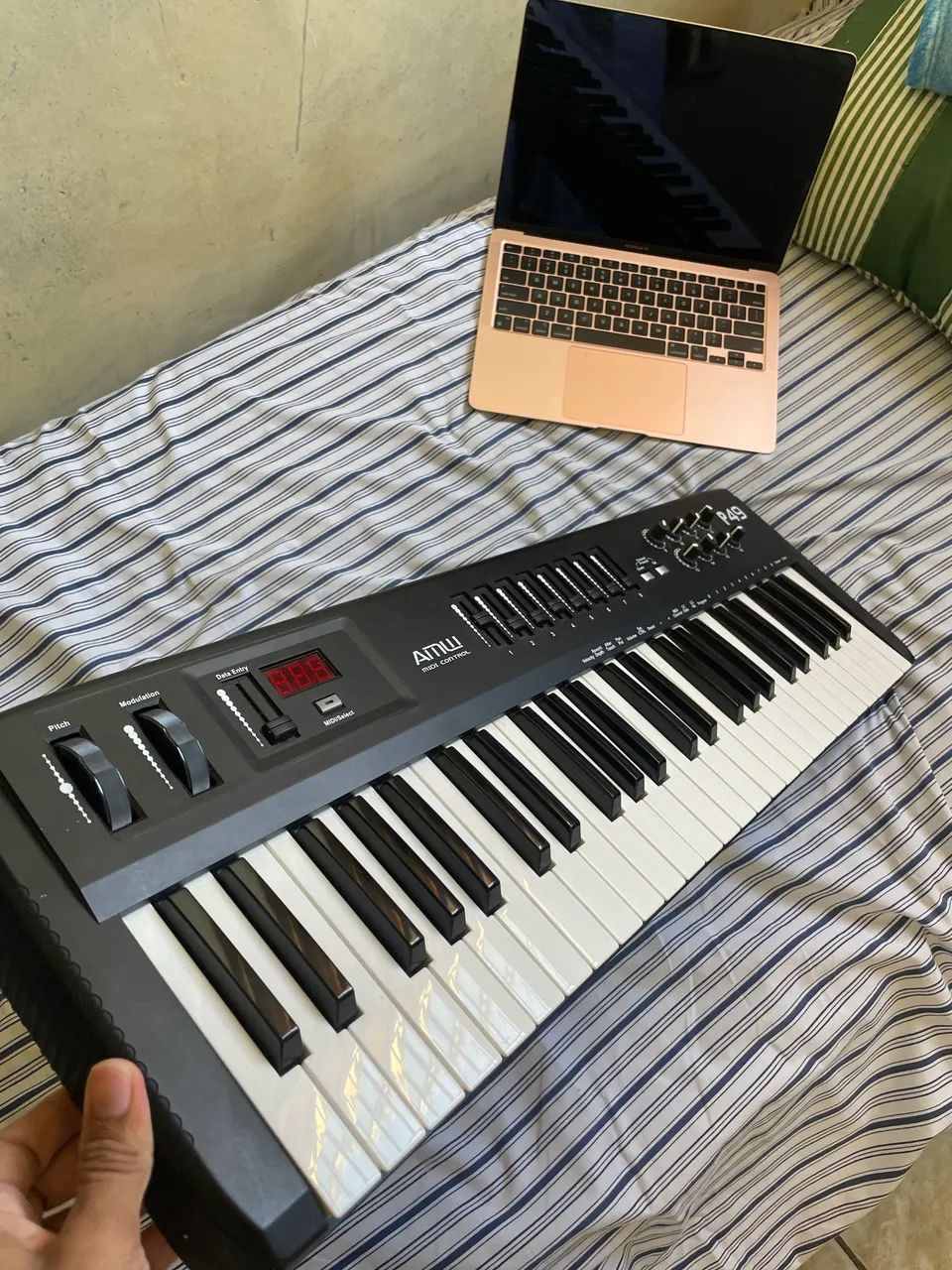 Teclado Controlador MIDI AMW P49 - Foto 2