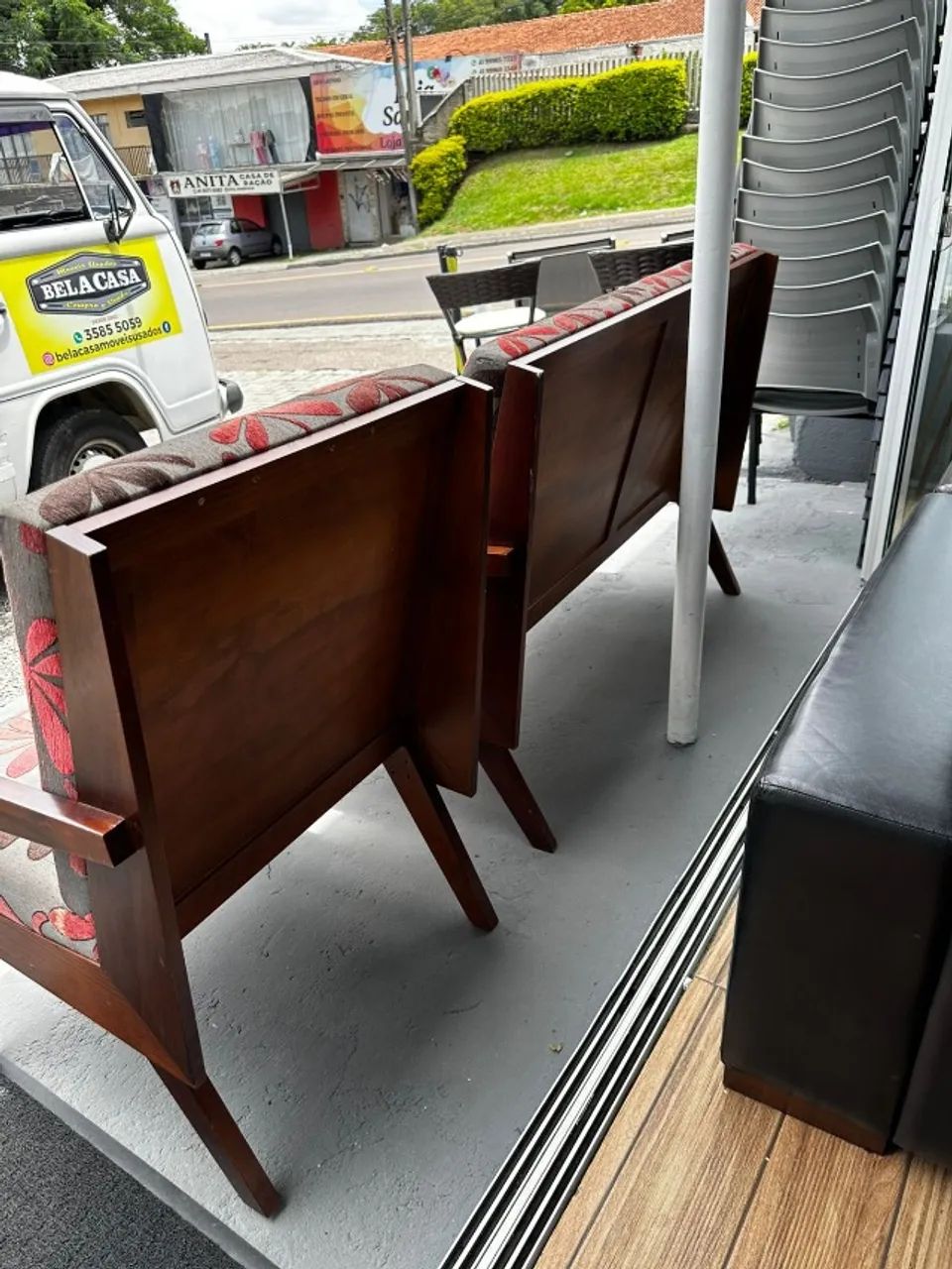 Conjunto de estofado em madeira. Ótimo estado de conservação ! - Foto 3