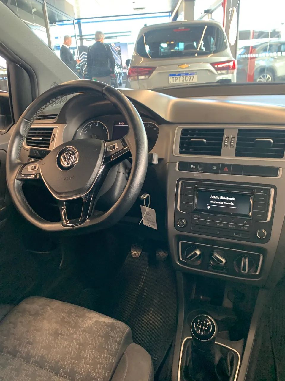 Volkswagen Fox Track 1.0 Flex 12V 5P 2017 - Foto 4