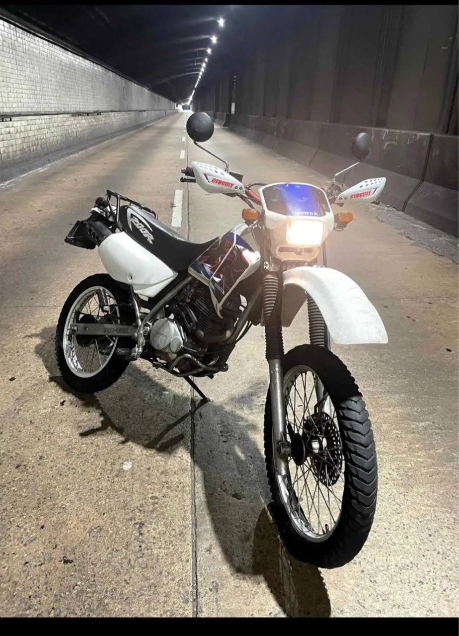 XR -2001 - Foto 2