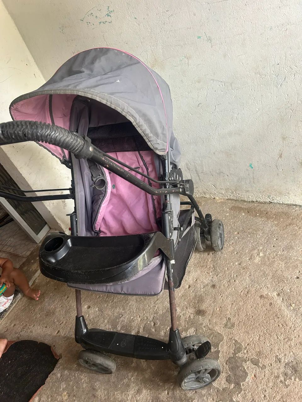 Vendo carrinho de bebê e bebê conforto  - Foto 4