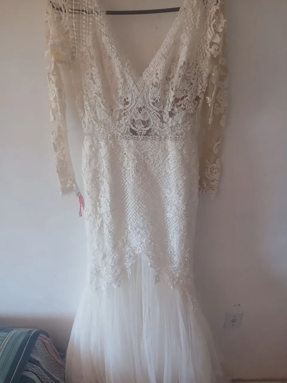 Vendo Vestido de noiva seminovo marca ST Patrick - Foto 2