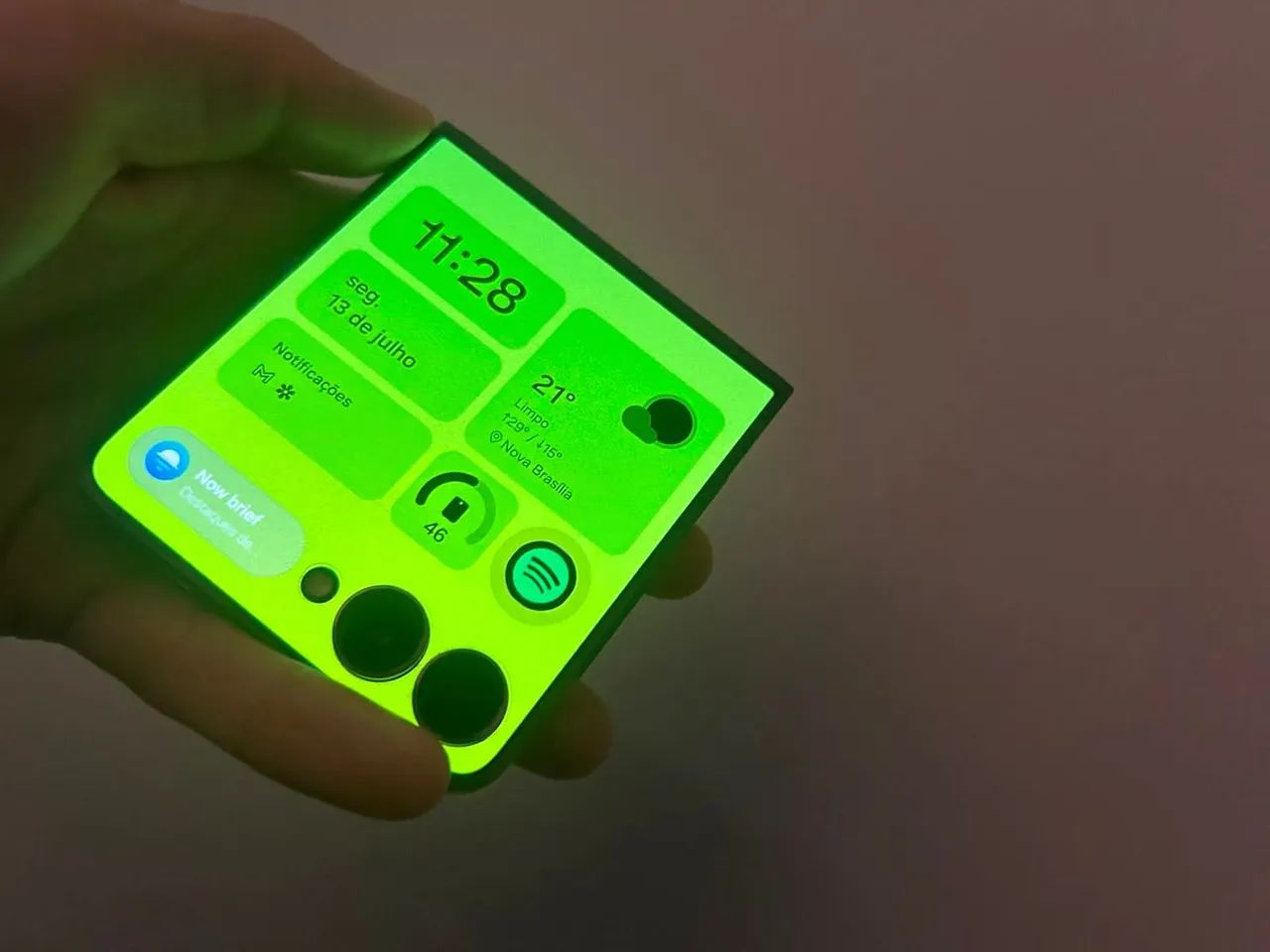 Galaxy z flip 7 12/512 - Foto 2