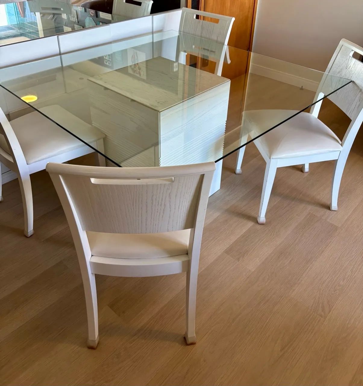 Conjunto mesa com quatro cadeiras  - Foto 4