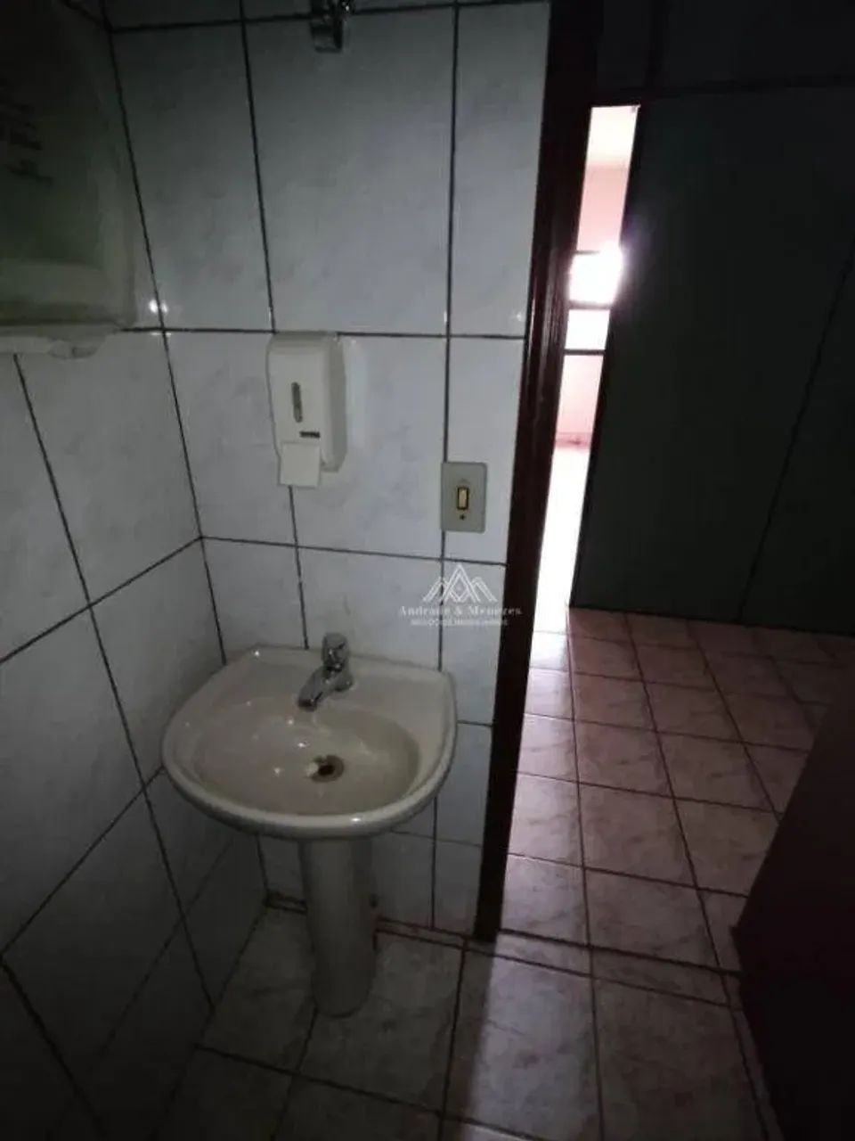 Sala para alugar, 32 m² por R$ 845,00/mês - Nova Ribeirânia - Ribeirão Preto/SP - Foto 4