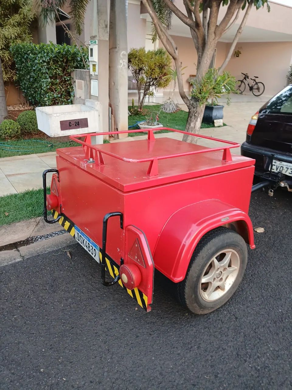 REBOQUE CARRETA KARMANGHYA