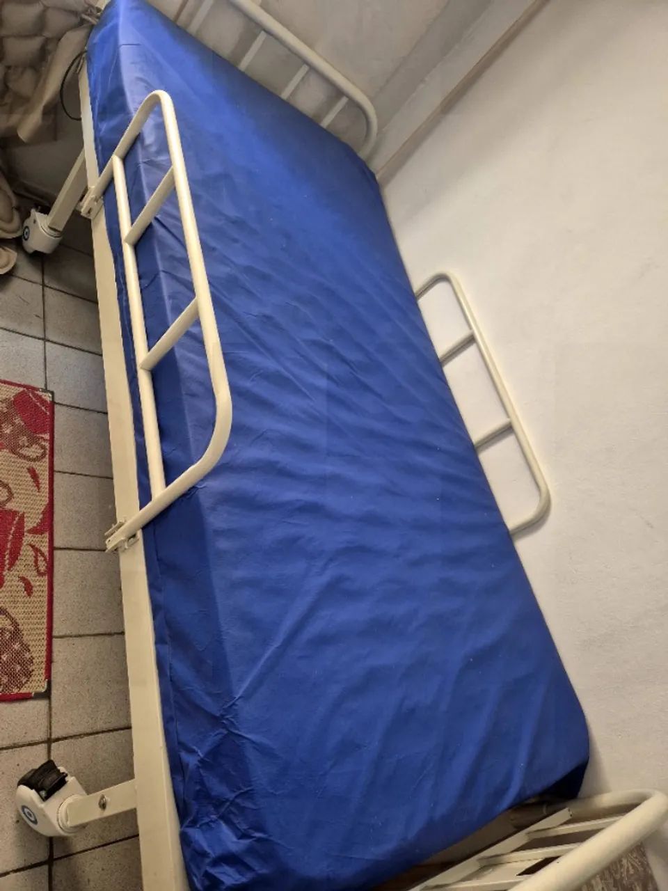 Cama hospitalar completa 
