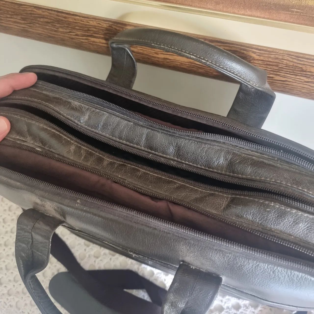 Pasta / Bolsa / Maleta executiva em couro legítimo com 3 repartições na cor marrom - Foto 5