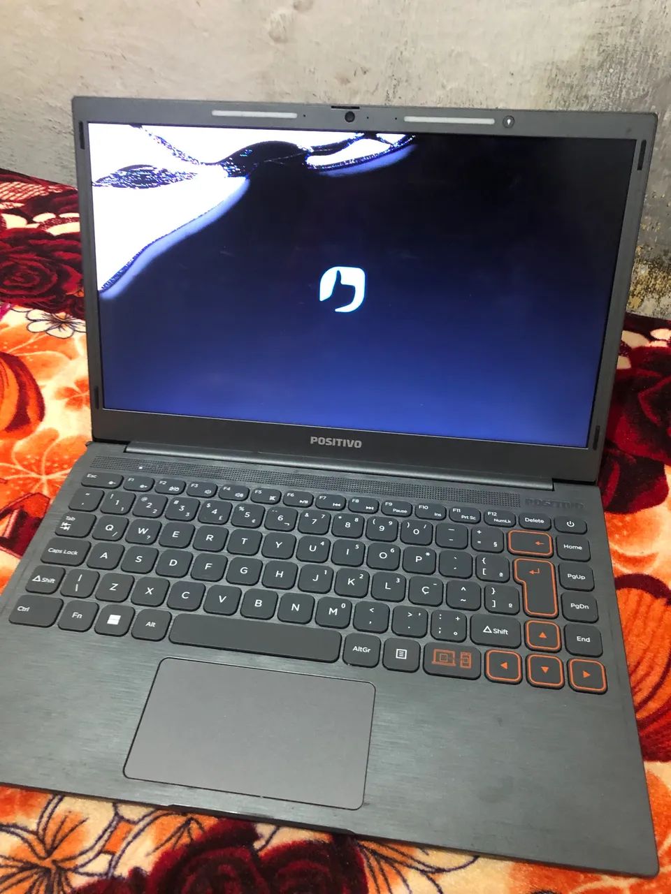 Vendo notebook positivo 