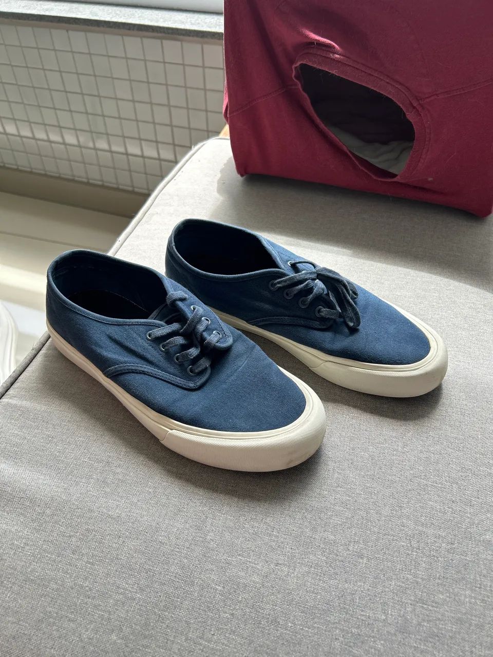 Tenis seminovo straye