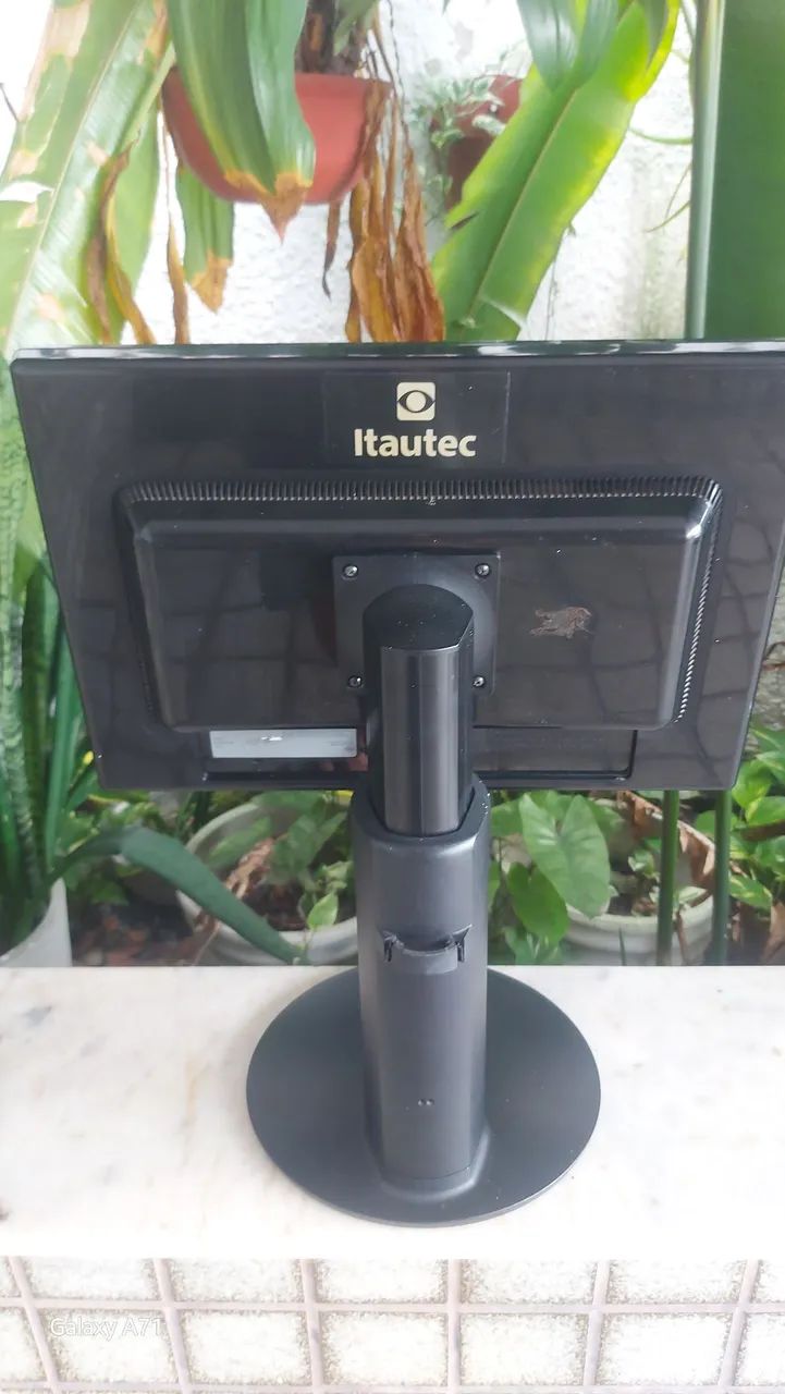 Monitor 19 polegadas Vga valor 100 reais  - Foto 5