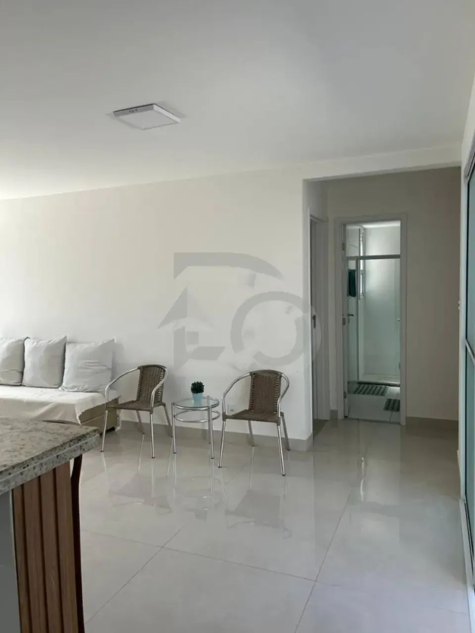 Condomínio Barra Garden - Casa com 3 Quartos, sendo 1 Suíte - 100m². - Foto 2