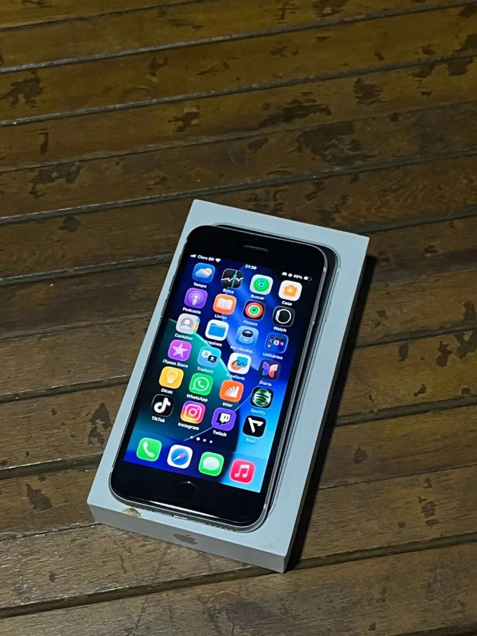 iPhone SE 2020 64GB - IOS 26 - Celulares e Smartphones - Mar e Céu