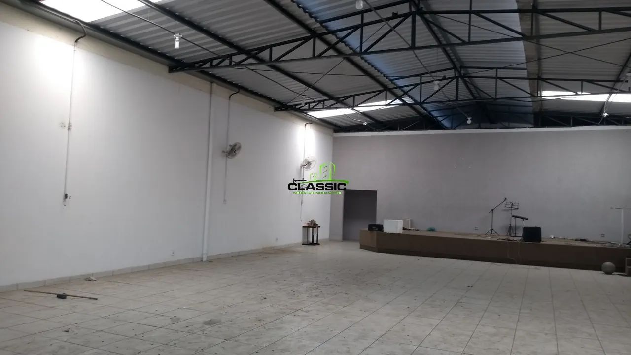 Galpão com 300 m² - Foto 2