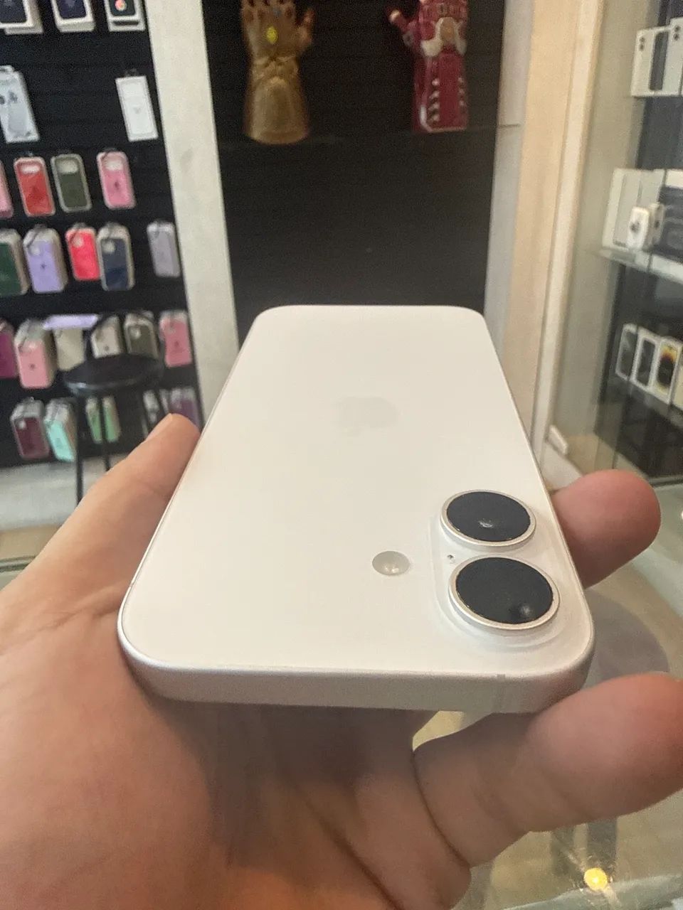 Iphone 16 plus 128 - Branco - Semi novo  - Foto 4