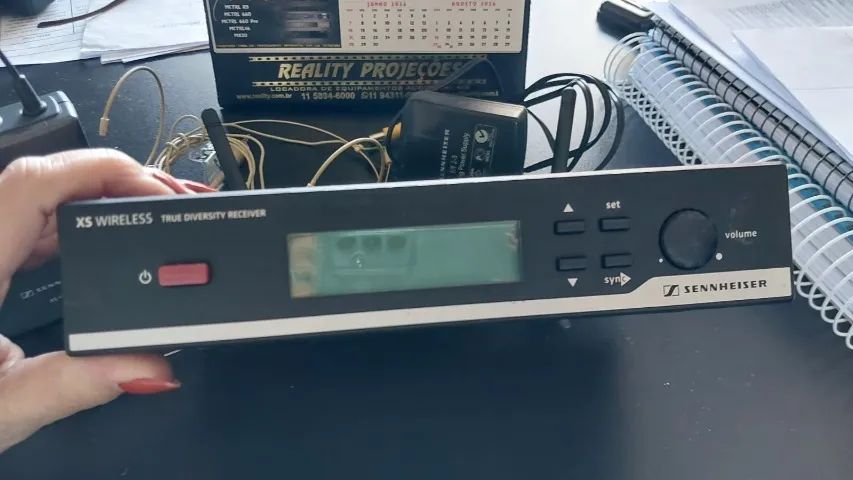 SISTEMA DE MICROFONE DE LAPELA SEM FIO XS WIRELESSEM 10