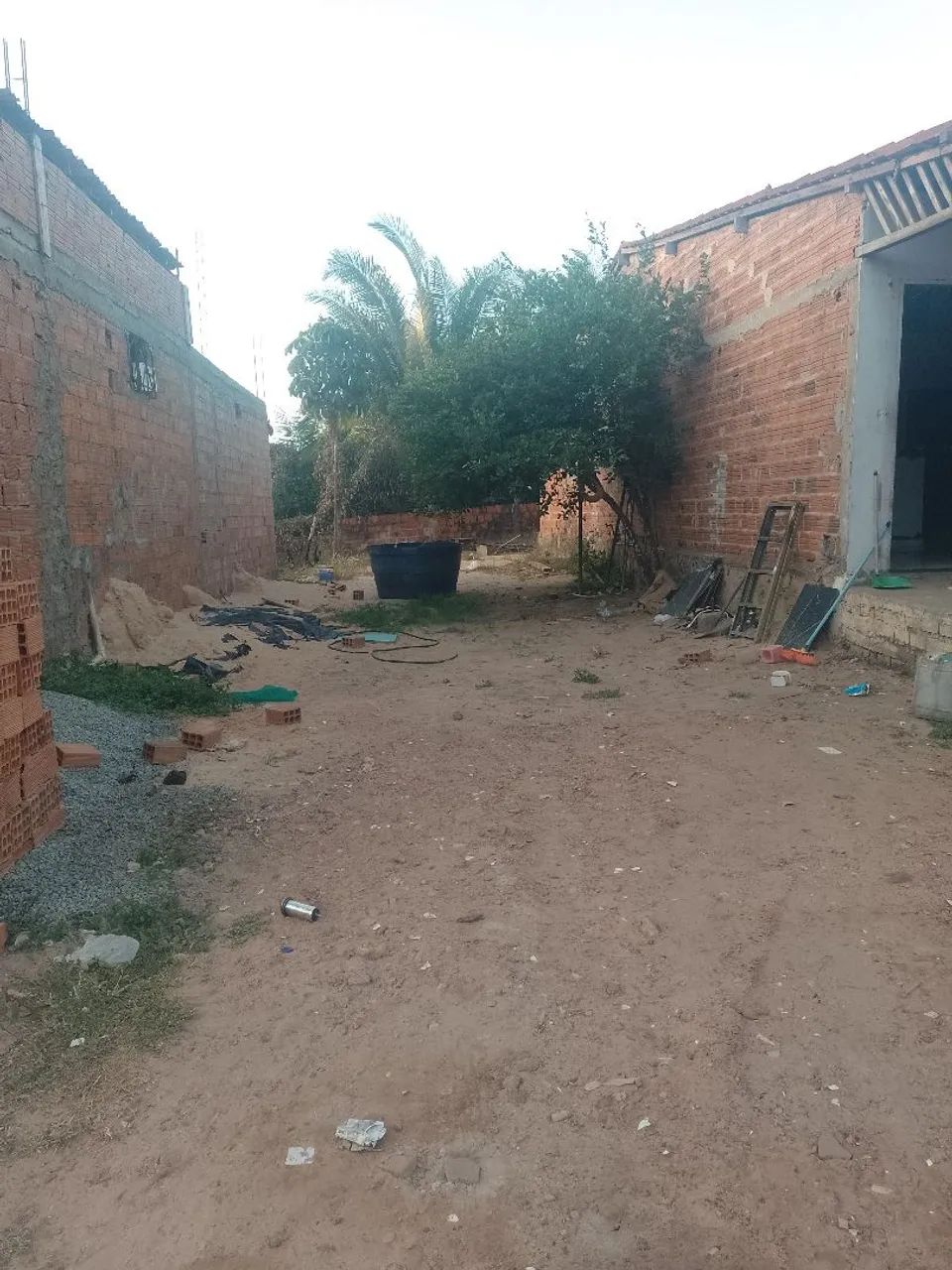 Vende -se terreno 