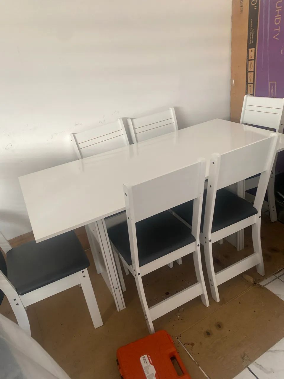 Mesa com 6 cadeiras - Foto 2