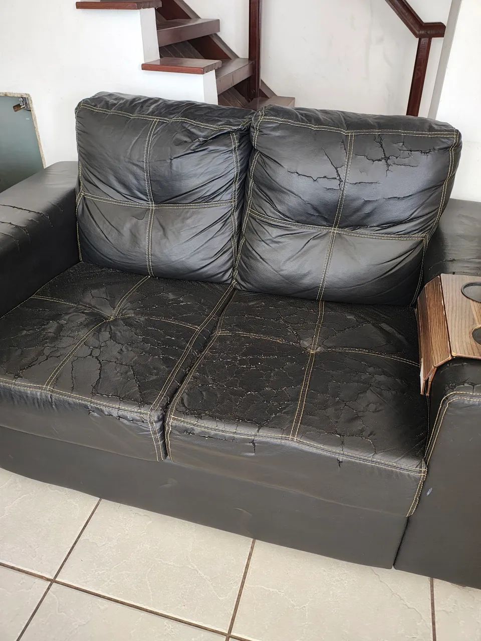 Conjunto de sofá de 3 e 2 lugares  - Foto 4