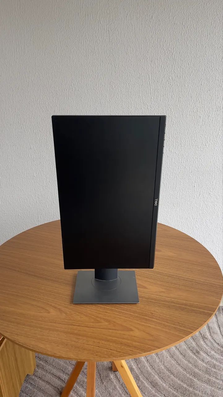 Monitor Dell 24 polegadas c/ Rotação 