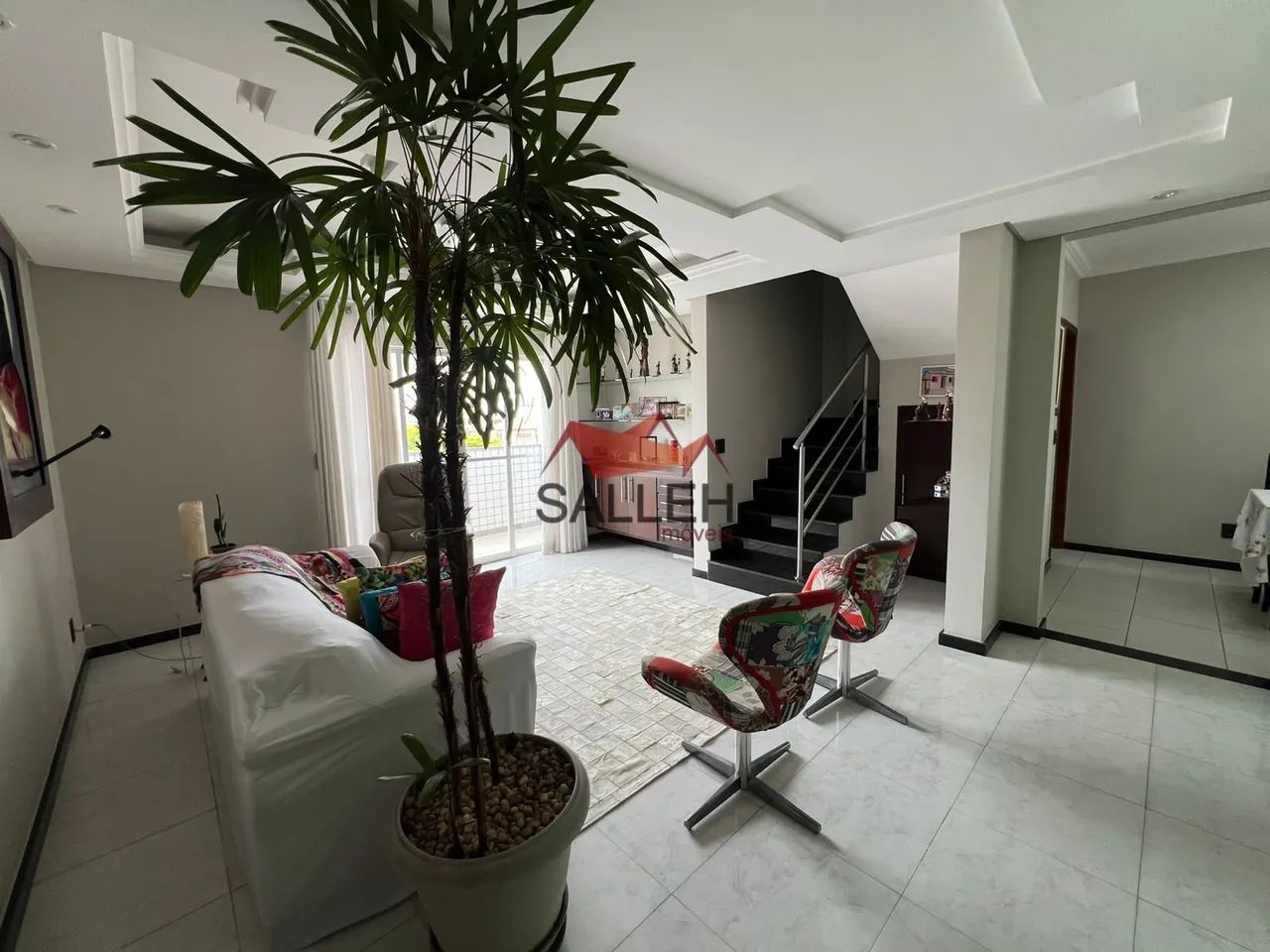Cobertura Triplex, 4 quartos, 2 suites, 4 vagas - Foto 2