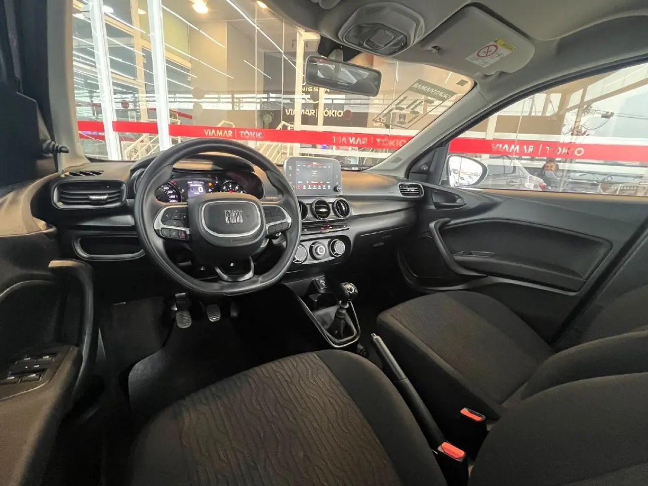 Fiat Cronos Drive 1.0 6V, foto 11 de 18