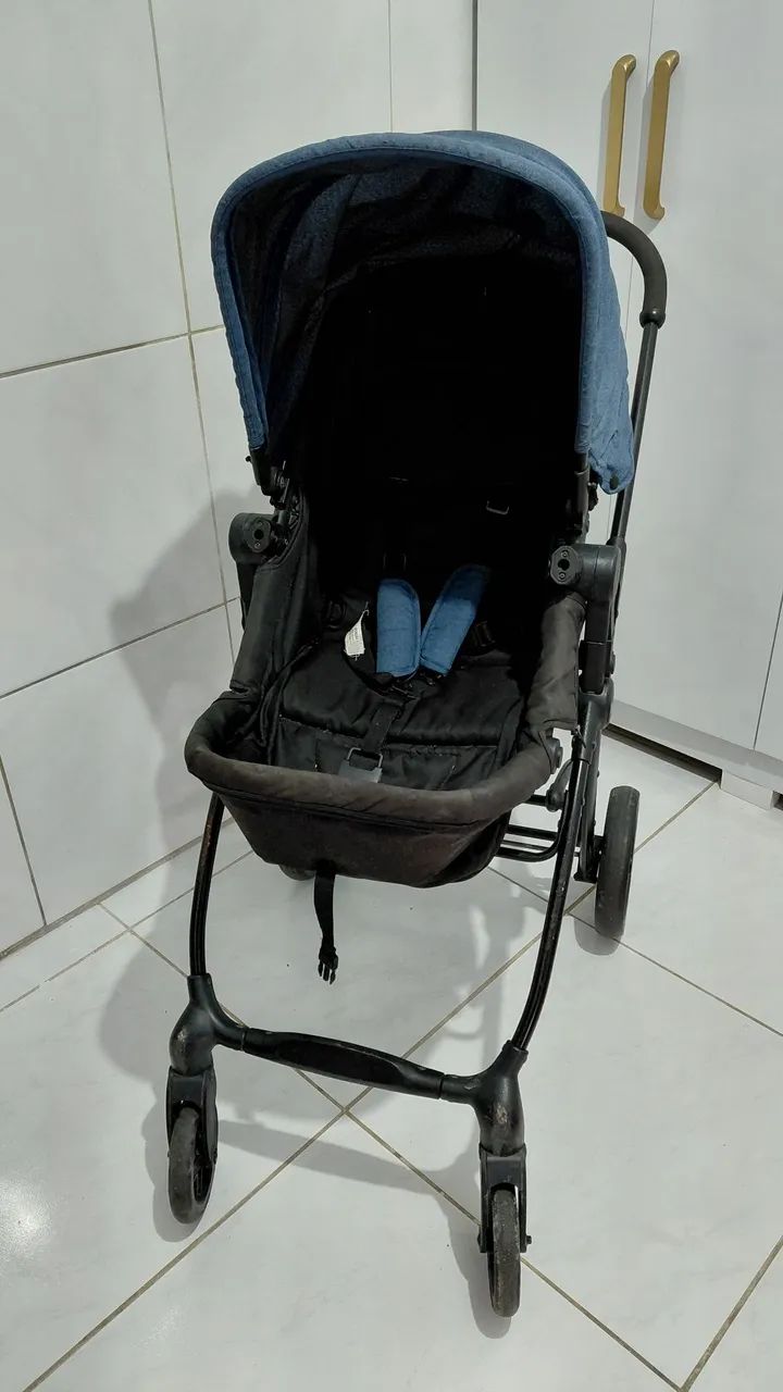 Carrinho de bebê e Moisés