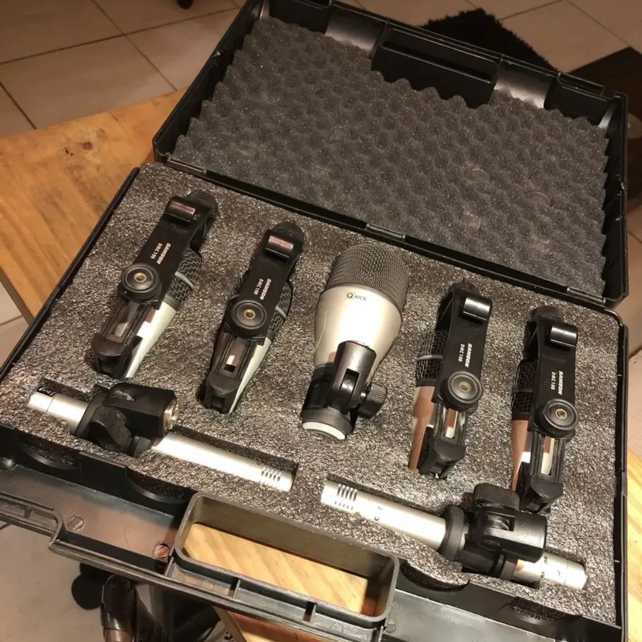 Kit Microfone Bateria Samson Dmc 100 - Kit 7 Cor Cinza - Foto 2