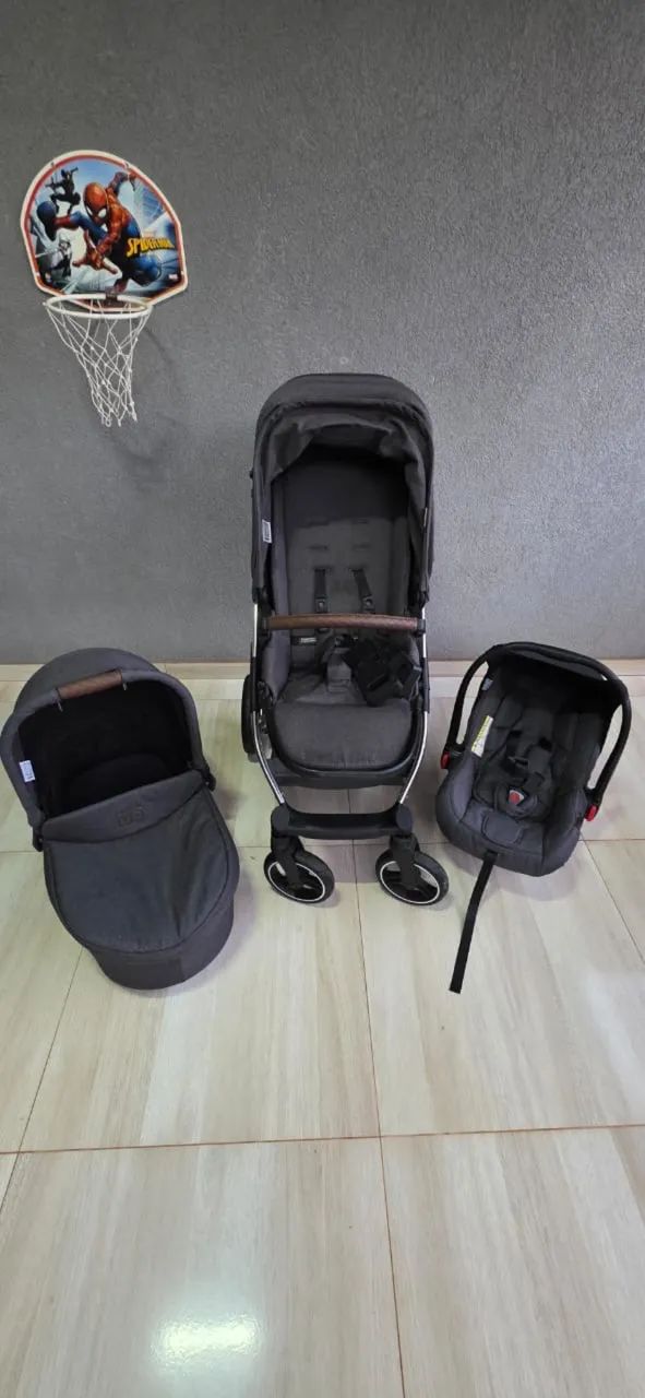 Kit Carrinho Moisés + Bebê Conforto - Excelente Estado