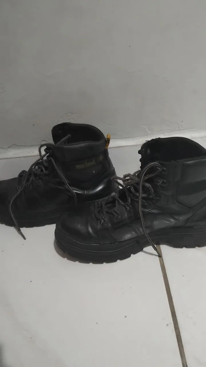 Botas