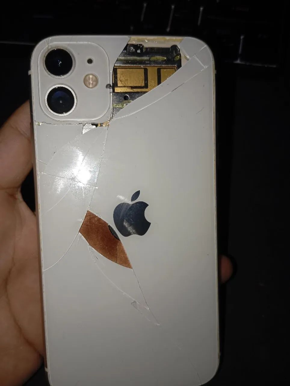 iPhone 11 128gb para retirada de peças