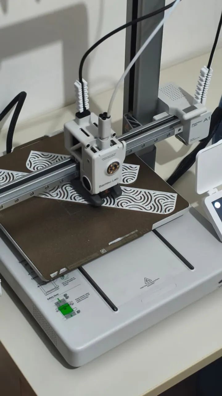 Impressora 3D Bambu Lab A1 - Foto 4